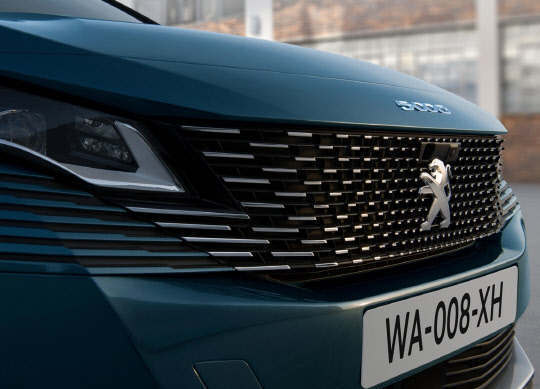 뉴 푸조 5008 SUV. <푸조 제공>